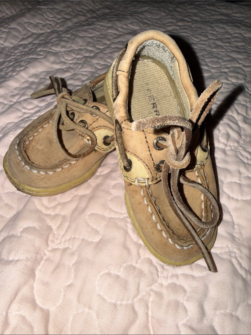 Sperry Tan Brown Suede Moccasin Shoes